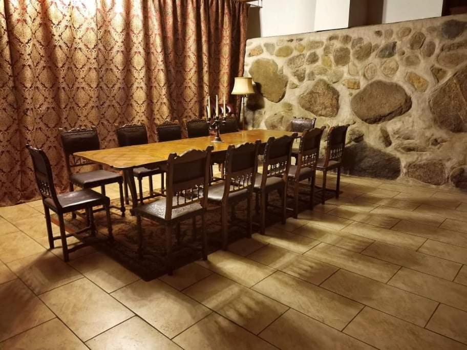 Taujenu Dvaro Sveciu Namai Taujenai Luaran gambar
